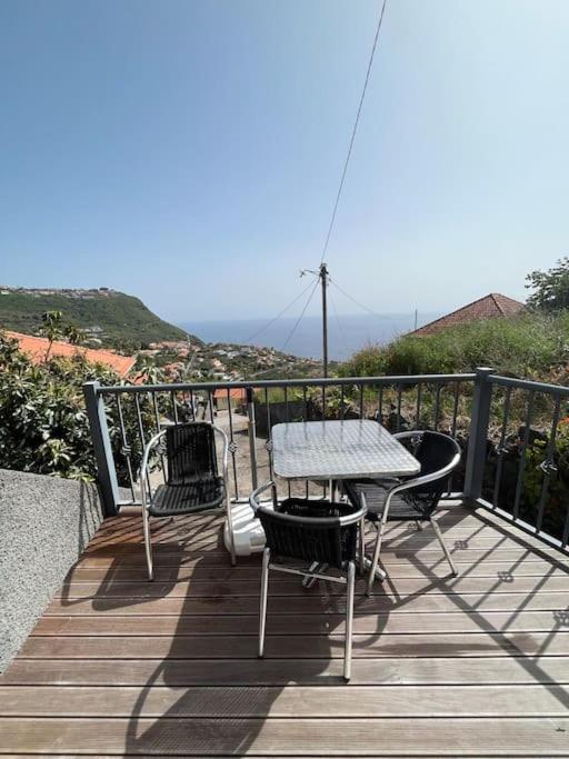 Kleines Haus Am Meer Arco da Calheta  Exterior photo